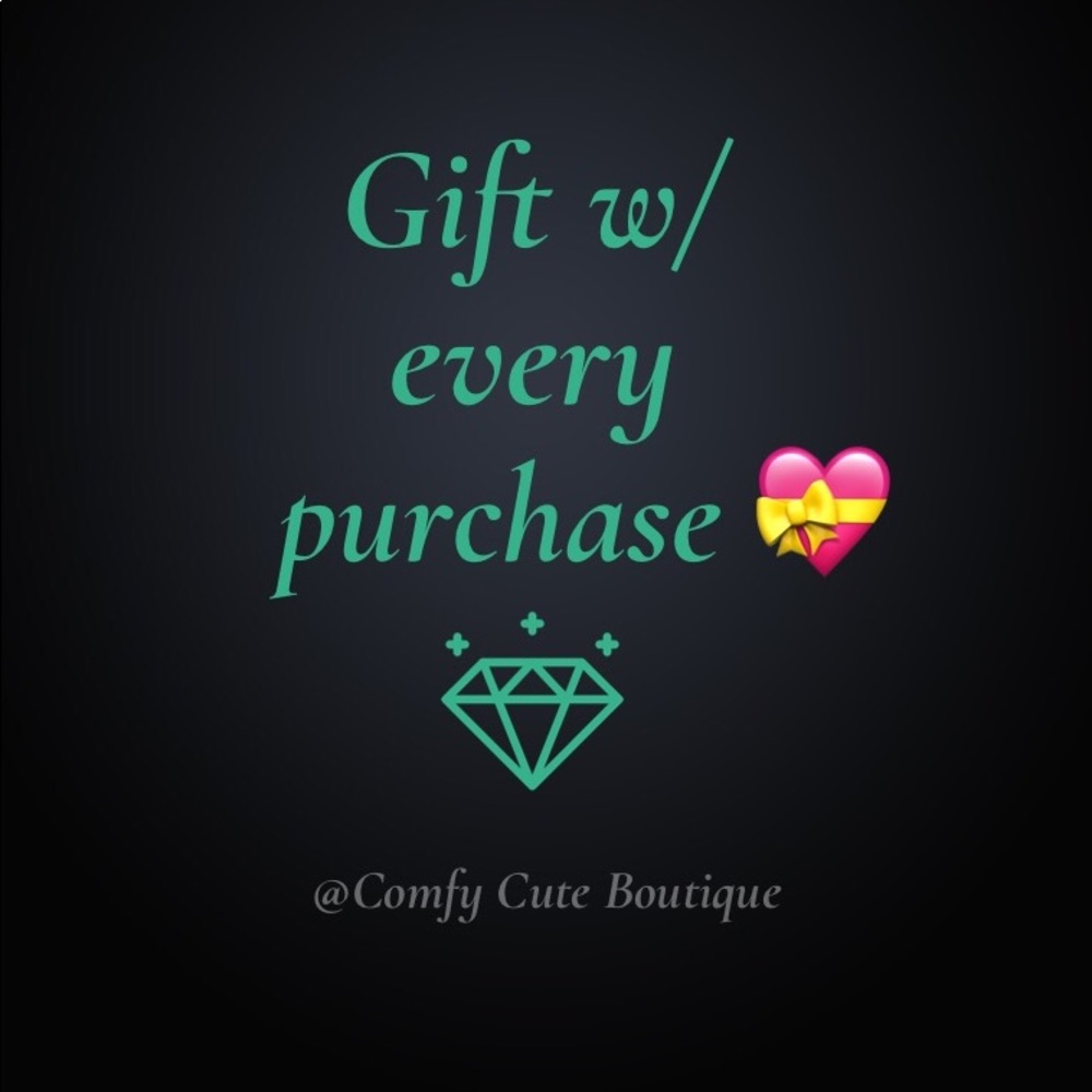 Gift w/ every purchase💋